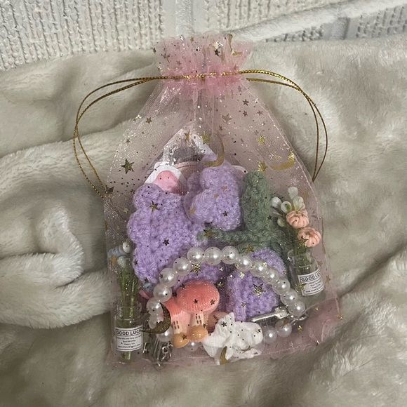 Keychain, Magnet, Sticker Bundle ✨ - Picture 4 of 5